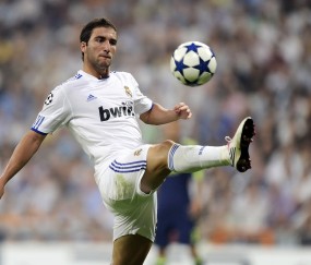 开云下载-2026世界杯焦点战，尤文稳稳拿下智利，亚平宁战术机器碾碎南美狂想