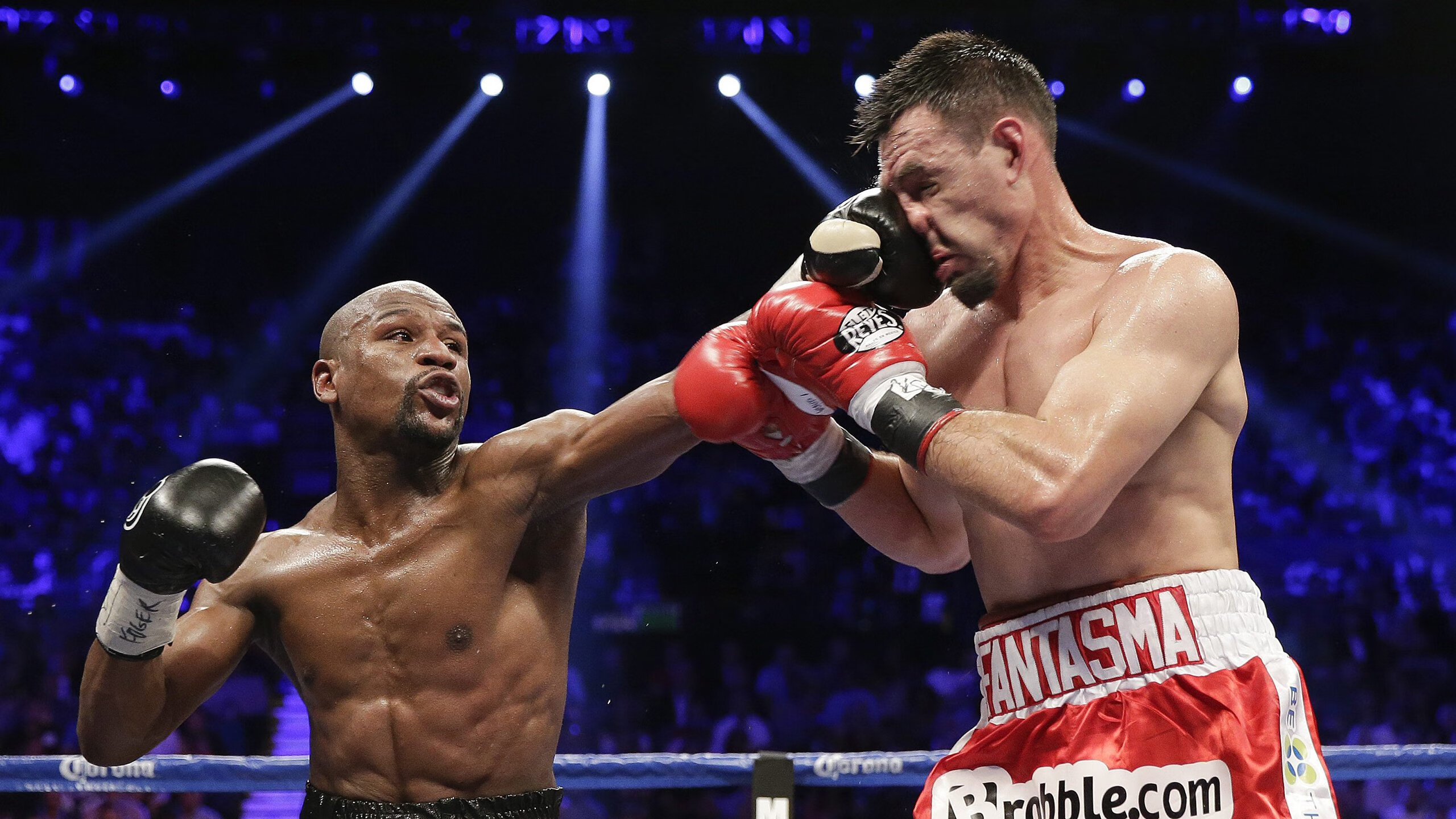 英格兰绝杀美国,三笘薰打出生涯之夜,足球的两种叙事与一个共同答案